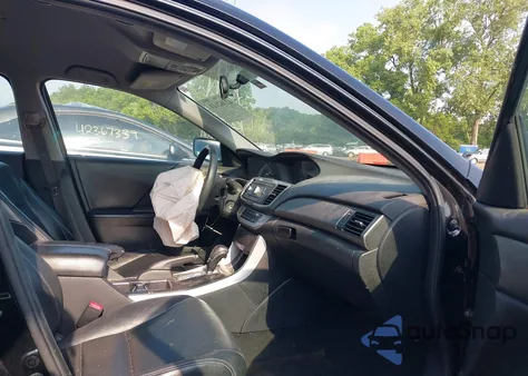 2014 Honda Accord Lx z USA, uszkodzony, nr VIN 1HGCR2F30EA016718